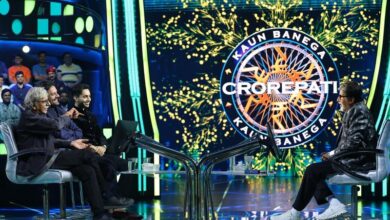 Amitabh Bachchan Gets Emotional on KBC, Honors Dharmendra in Heartfelt Tribute to a Cinema Legend