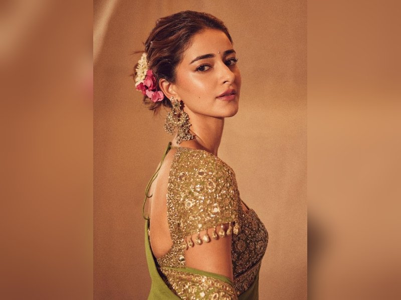 Ananya Panday shares emotional tribute video of iconic song featuring dad Chunky Panday on social media.
