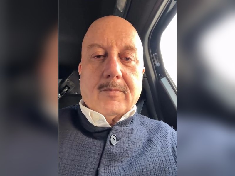 Anupam Kher Joins ‘Dhurandhar’ Craze: Enjoys a Road Trip with Friends Celebrating Film’s Music!