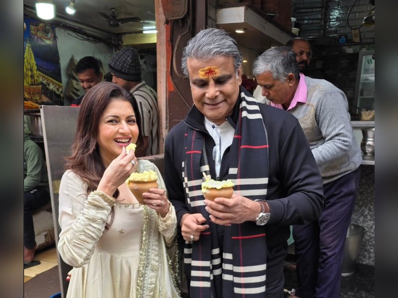 Bhagyashree’s Street Food Adventure in Banaras: A Must-Try Journey for Food Lovers!