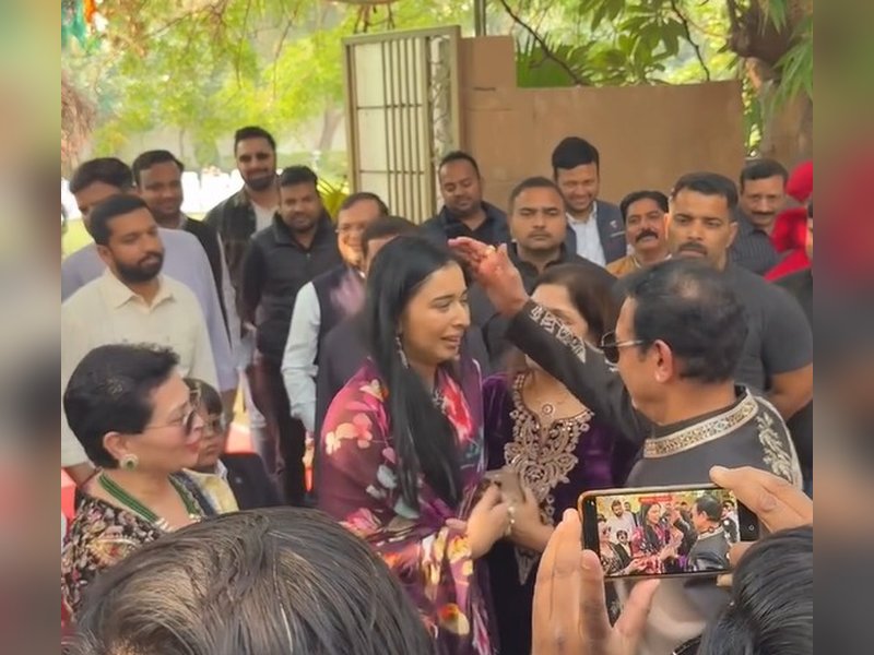 Bigg Boss 19’s Tanya Mittal returns to Gwalior, emotional reunion with her parents