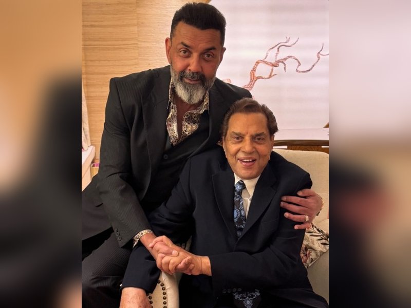 Bobby Deol’s Heartfelt Birthday Tribute to Father Dharmendra: Celebrating a Cinematic Legend!
