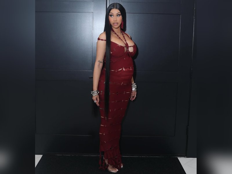 Cardi B Celebrates Her First Christmas as a Mom of Four with Family and Festive Snaps on Instagram