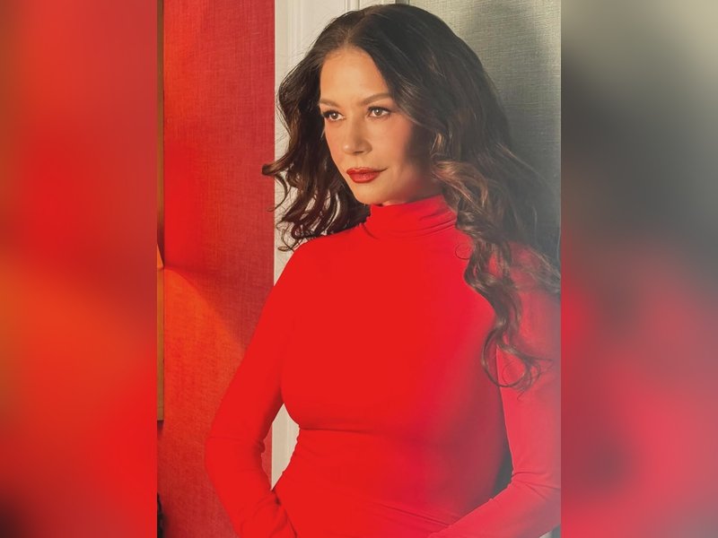 Catherine Zeta-Jones mourns after tragic Bondi Beach shooting in Australia