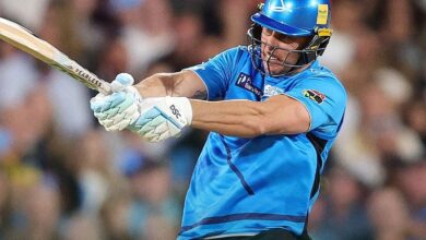 Chris Lynn makes history as the first player to hit over 4000 runs in BBL