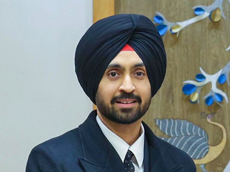 Diljit Dosanjh Relishes Classic Punjabi Delicacy as Winter Chills North India Diljit Dosanjh Relishes Classic Punjabi Delicacy as Winter Chills North India
