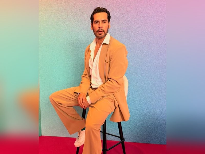 Dino Morea praises Bobby Deol and Akshaye Khanna for their impactful performances in the digital age.