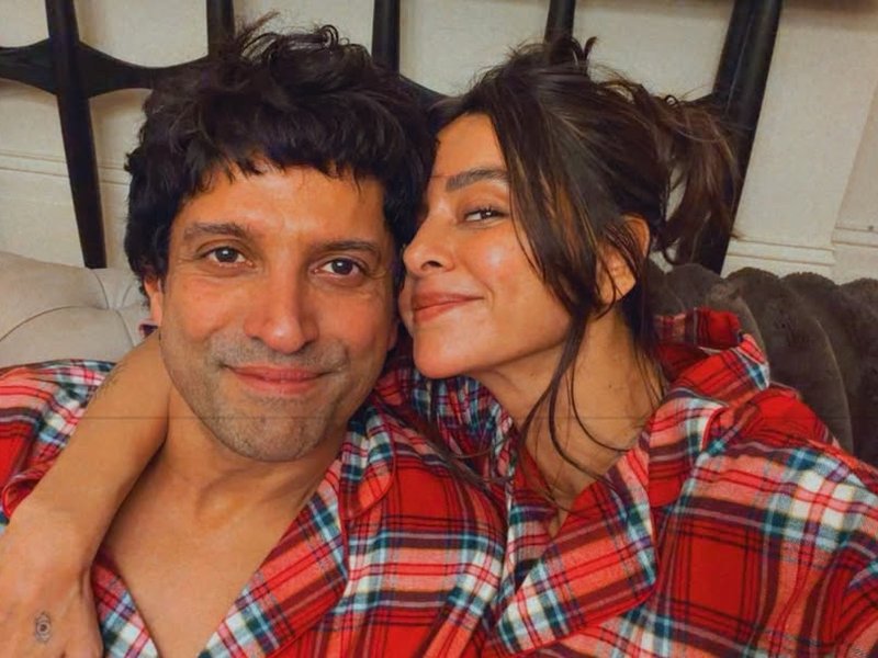 Farhan and Shibani Akhtar Celebrate Christmas in Style with Coordinated Outfits and Joyful Moments Farhan and Shibani Akhtar Celebrate Christmas in Style with Coordinated Outfits and Joyful Moments