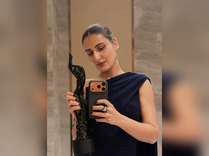 Fatima Sana Shaikh Celebrates First Filmfare Award, Reflects on Dream Journey in Inspiring Message Fatima Sana Shaikh Celebrates First Filmfare Award, Reflects on Dream Journey in Inspiring Message