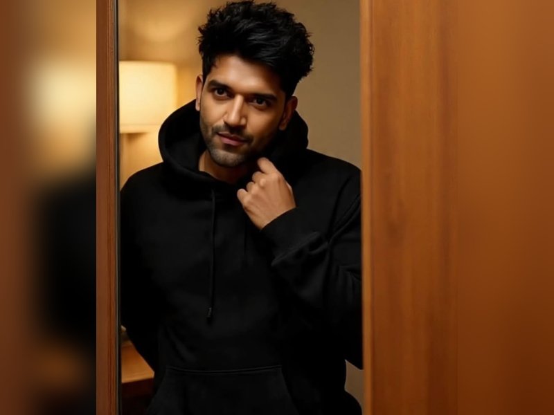 Guru Randhawa honors legendary Ustad Puran Shah Koti, who passed away at 72, with a heartfelt tribute.