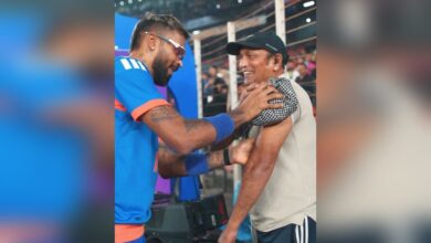 Hardik checks on cameraman after his shot accidentally hits him during the match