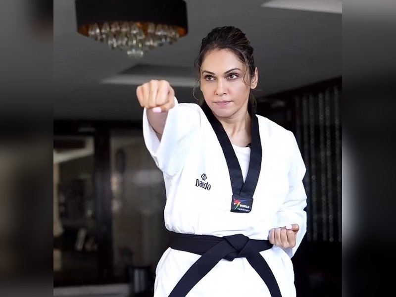 Isha Koppikar reflects on a fulfilling 2025, deepening her love for cinema and embracing new challenges.
