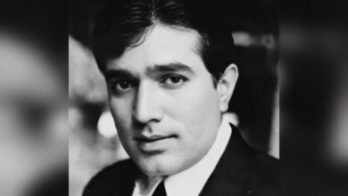 Jackie Shroff pays tribute to Rajesh Khanna on his 83rd birthday with “Chala Jata Hoon” song.