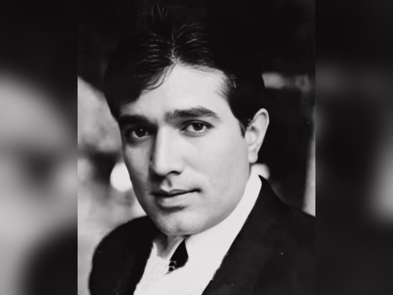 Jackie Shroff pays tribute to Rajesh Khanna on his 83rd birthday with “Chala Jata Hoon” song.