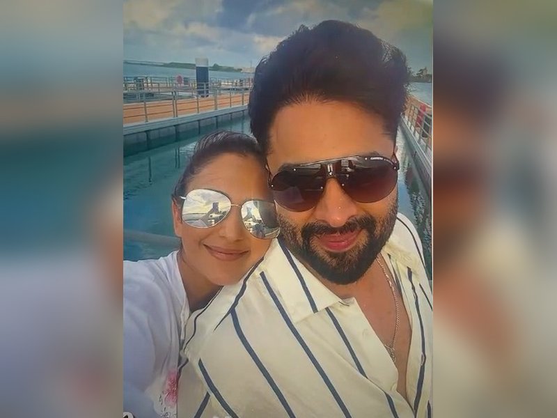 Jackky Bhagnani’s birthday sparks a sweet tribute from Rakul Preet Singh, calling him her “favorite human.”