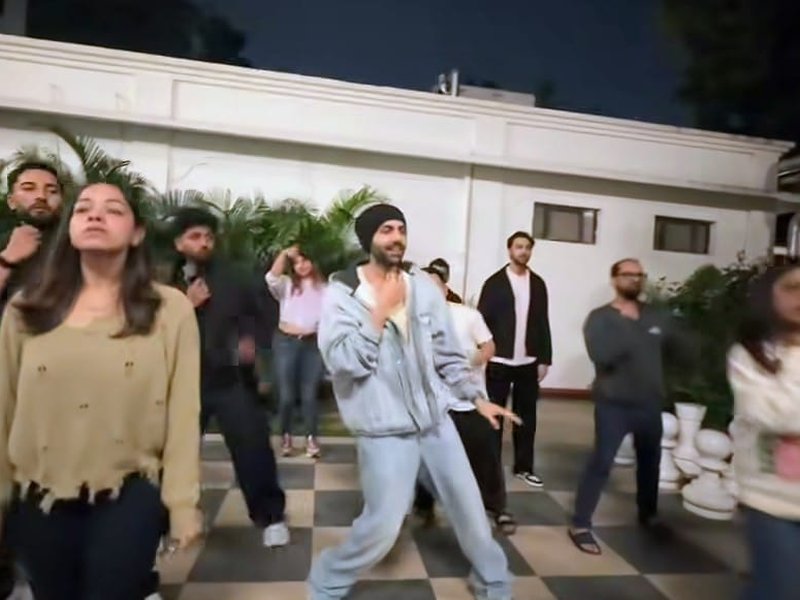 Kartik Aaryan Teases Dance Practice for Sister Kritika’s Sangeet: “Free Performance Alert!”