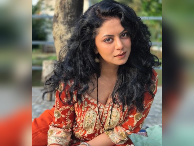 Kavita Kaushik Reflects on the Versions of Herself She Misses in an Emotional Instagram Post Kavita Kaushik Reflects on the Versions of Herself She Misses in an Emotional Instagram Post