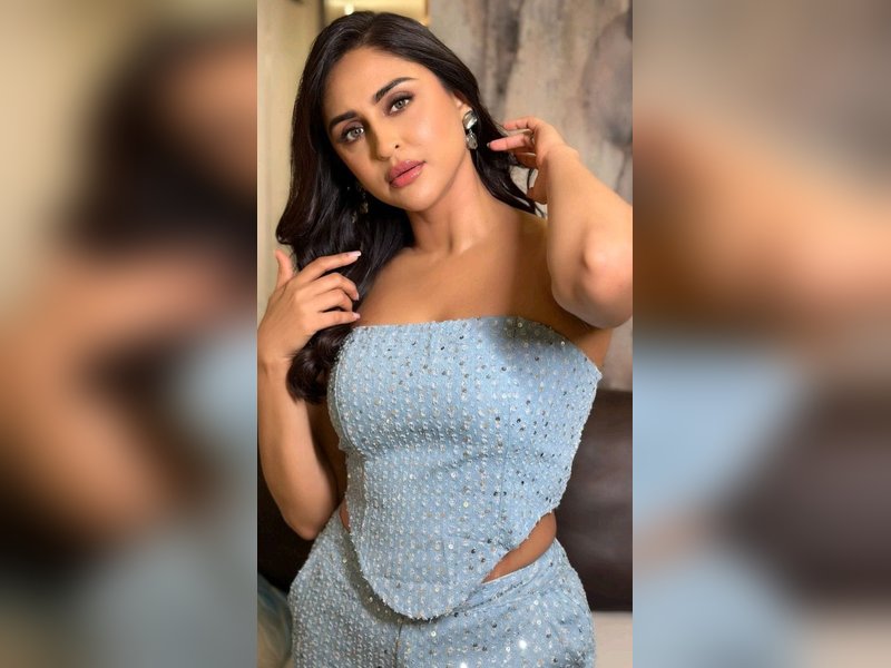 Krystle D’Souza on Dancing with Ranveer Singh: ‘You Instantly Level Up!’ Krystle D’Souza on Dancing with Ranveer Singh: ‘You Instantly Level Up!’