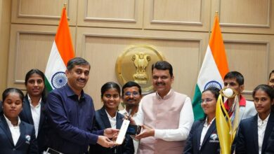 Maharashtra CM Fadnavis honors blind women’s cricket team for World Cup victory