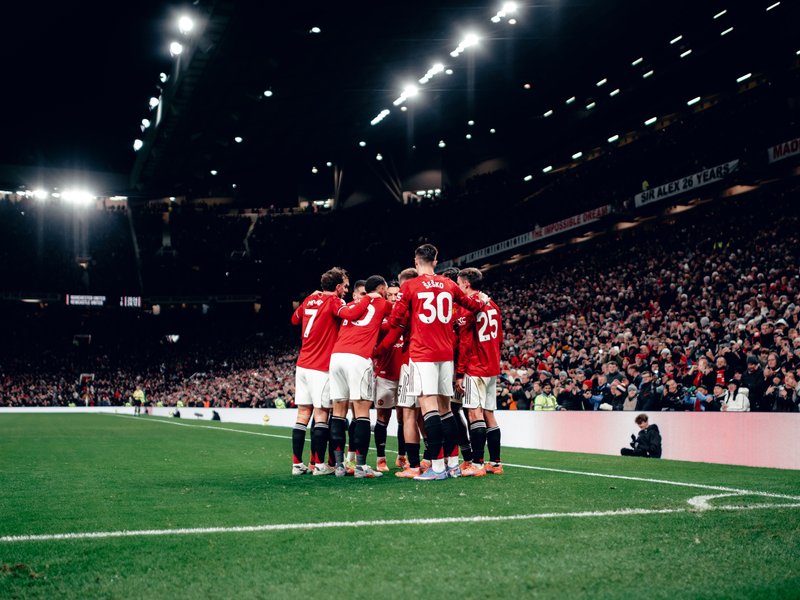 Manchester United edges past Newcastle, climbs to fifth in Premier League standings