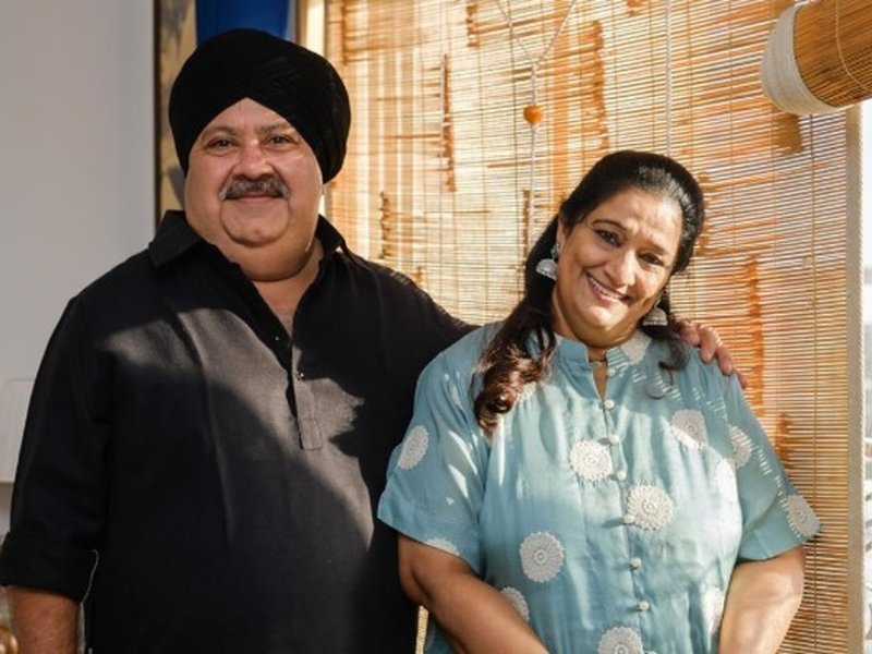 Manoj Pahwa’s Hilarious Jab at Wife Seema: ‘Every Character Seems to Chew on Your Khaini!’ Manoj Pahwa’s Hilarious Jab at Wife Seema: ‘Every Character Seems to Chew on Your Khaini!’