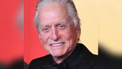 Michael Douglas reveals deep talks with Rob Reiner about his son’s addiction issues amid tragedy.
