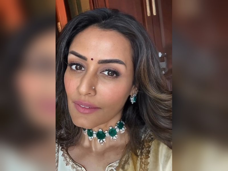 Namrata Shirodkar shares her joyful 2025 highlights, including family moments and a Dubai surprise visit.