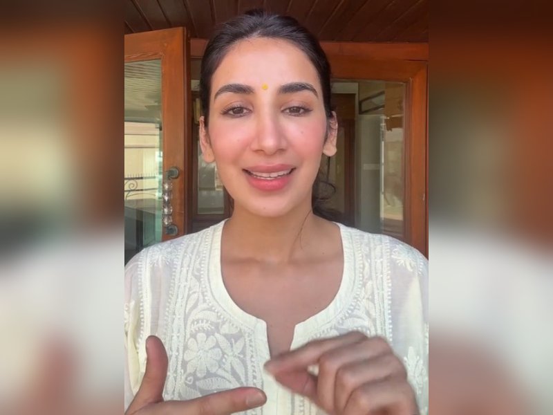 Parul Gulati in tears while revealing her struggles with project rejections