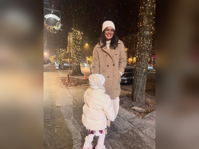 Priyanka Chopra Enjoys Holiday Fun with Malti in the Snowy U.S. – Adorable Moments Shared Online