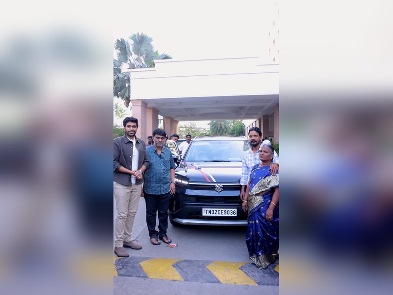 Producer gifts new car to ‘Sirai’ director Suresh Rajakumari ahead of its December 25 release!