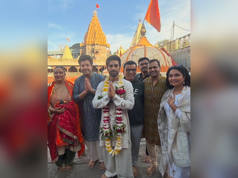 Pulkit Samrat and Varun Sharma pray at Mahakaleshwar ahead of “Rahu Ketu” release on January 16, 2026.
