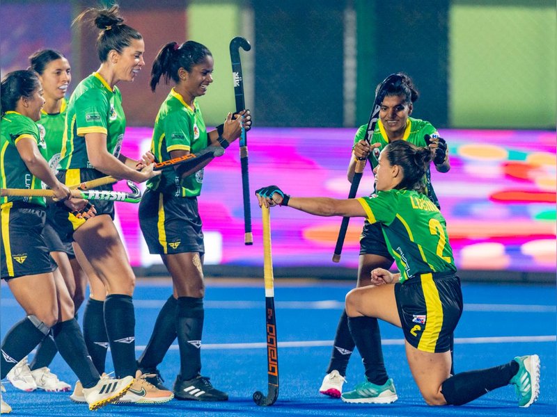 Ranchi Royals dominate Shrachi Bengal Tigers with a 5-0 victory in Women’s HIL 2025-26