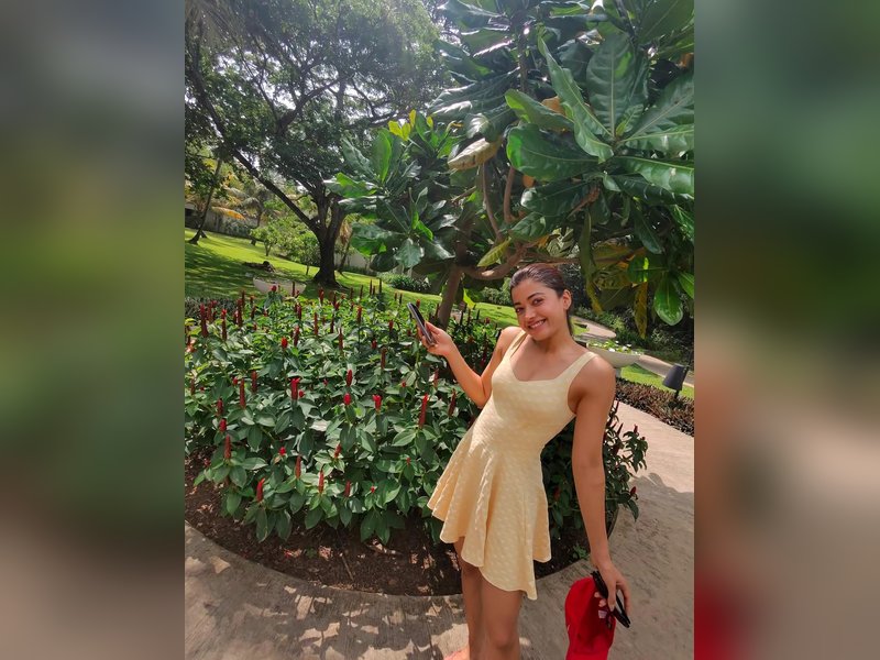 Rashmika Mandanna Enjoys a Fun Two-Day Girls’ Trip to Sri Lanka Amid Wedding Rumors with Vijay Deverakonda