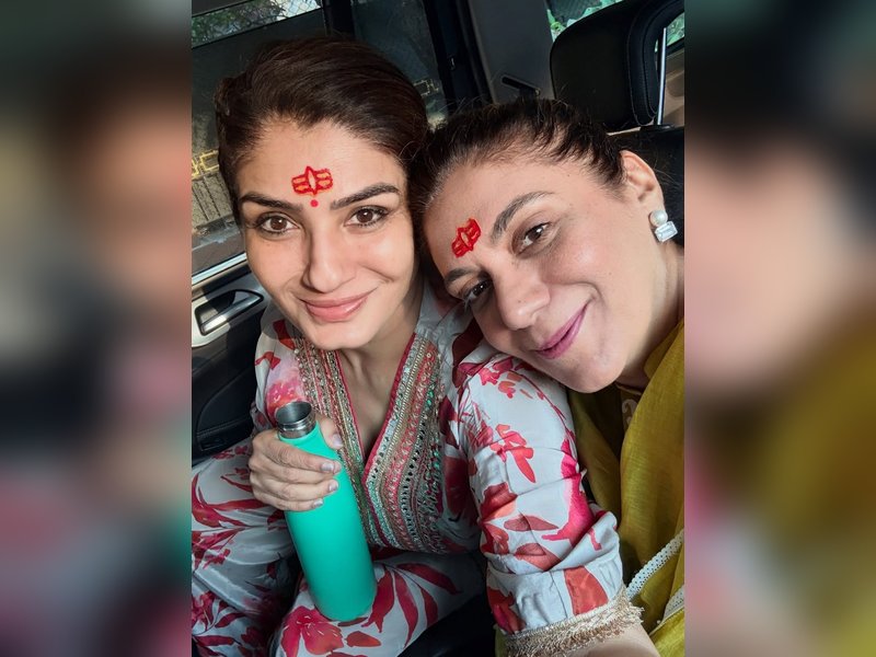 Raveena Tandon captures peaceful moments from her visit to Babulnath temple