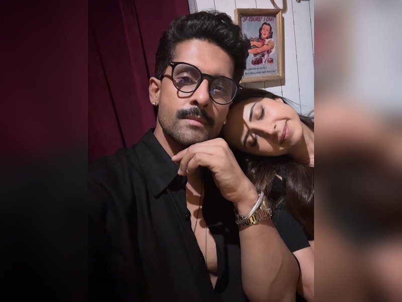 Ravi Dubey shares romantic ‘date night’ pics with Sargun Mehta, celebrating a year of their production! Ravi Dubey shares romantic ‘date night’ pics with Sargun Mehta, celebrating a year of their production!