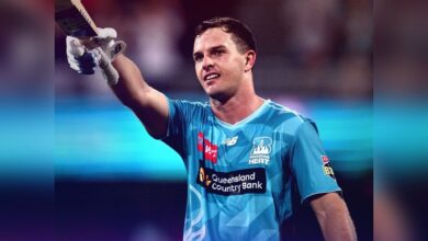 Renshaw and Wildermuth’s centuries propel Brisbane Heat to BBL’s highest-ever chase