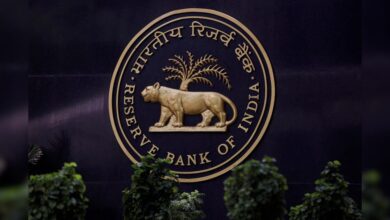 Rupee Drops, Wealthy Indians Transfer Funds Abroad Amid New Banking Regulations