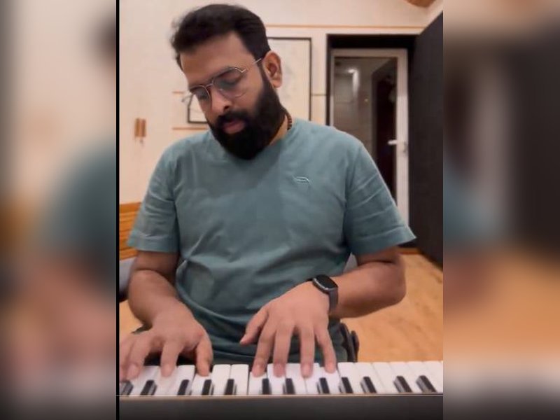 Santhosh Narayanan warns emerging artists about their “unrealistic” expectations in music industry. Santhosh Narayanan warns emerging artists about their “unrealistic” expectations in music industry.