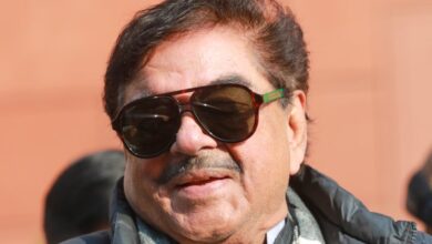 Shatrughan Sinha Pays Tribute to Former PM Atal Bihari Vajpayee on His Birth Anniversary