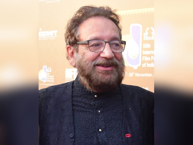 Shekhar Kapur highlights AI’s growing role in storytelling and education for today’s youth in Mumbai.