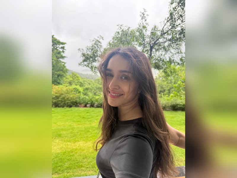 Shraddha Kapoor Enjoys Homemade Tea After 16-Day Absence, Shares Sweet Moments with Her Pets