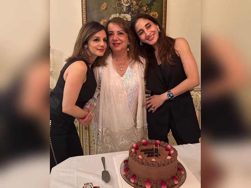 Sussanne Khan Celebrates Sister Farah’s Birthday with a Heartfelt Tribute and Fond Memories of Mom