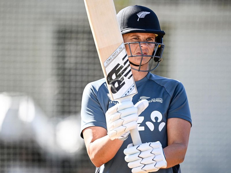 Suzie Bates out for three months, a setback for New Zealand cricket team