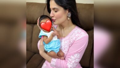 Zareen Khan Shares Heartwarming Moment with Niece Aizel After Just One Day Apart!
