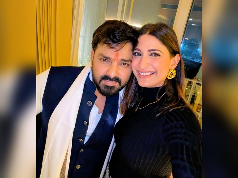 Aahana Kumra wishes Bhojpuri star Pawan Singh a happy 40th birthday with fun Instagram pics! Aahana Kumra wishes Bhojpuri star Pawan Singh a happy 40th birthday with fun Instagram pics!