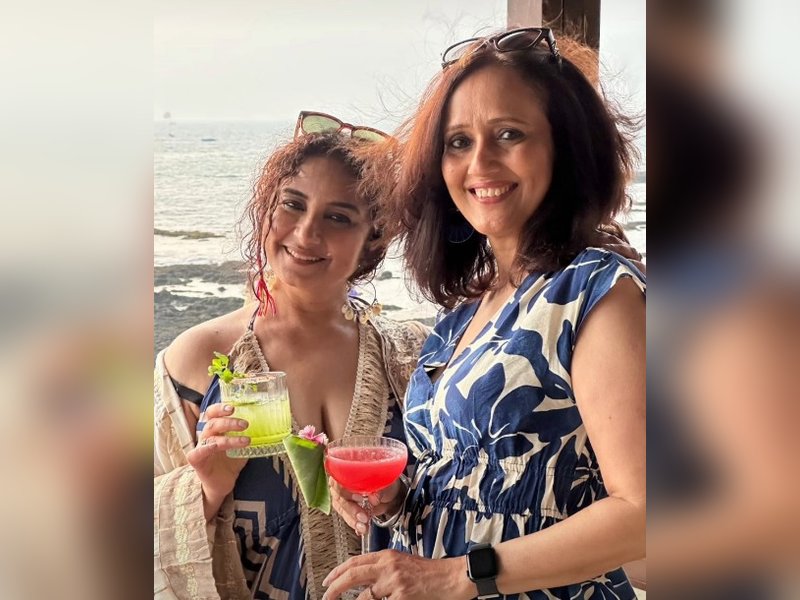 Actress Divya Dutta Shares Joyful Beach Moments with BFF, Reflects on 21 Years of ‘Veer-Zaara’ Magic Actress Divya Dutta Shares Joyful Beach Moments with BFF, Reflects on 21 Years of ‘Veer-Zaara’ Magic
