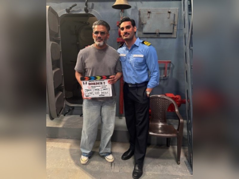 Ahan Shetty shares heartfelt moment linking “Ghar Kab Aaoge” to his father’s iconic song, “Sandese Aate Hain.” Ahan Shetty shares heartfelt moment linking “Ghar Kab Aaoge” to his father’s iconic song, “Sandese Aate Hain.”