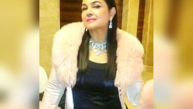 Alisha Chinai shares nostalgic rebellion throwback photo, recalling her iconic music journey.