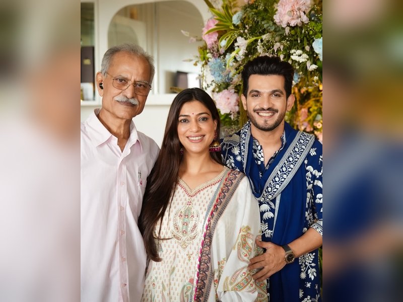 Arjun Bijlani supports wife Neha after her father’s passing, shares heartfelt tribute on Instagram Arjun Bijlani supports wife Neha after her father’s passing, shares heartfelt tribute on Instagram