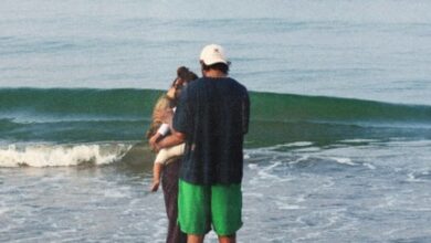 Athiya Shetty and K L Rahul welcome 2026 with a beach moment featuring their baby girl, Evaarah.